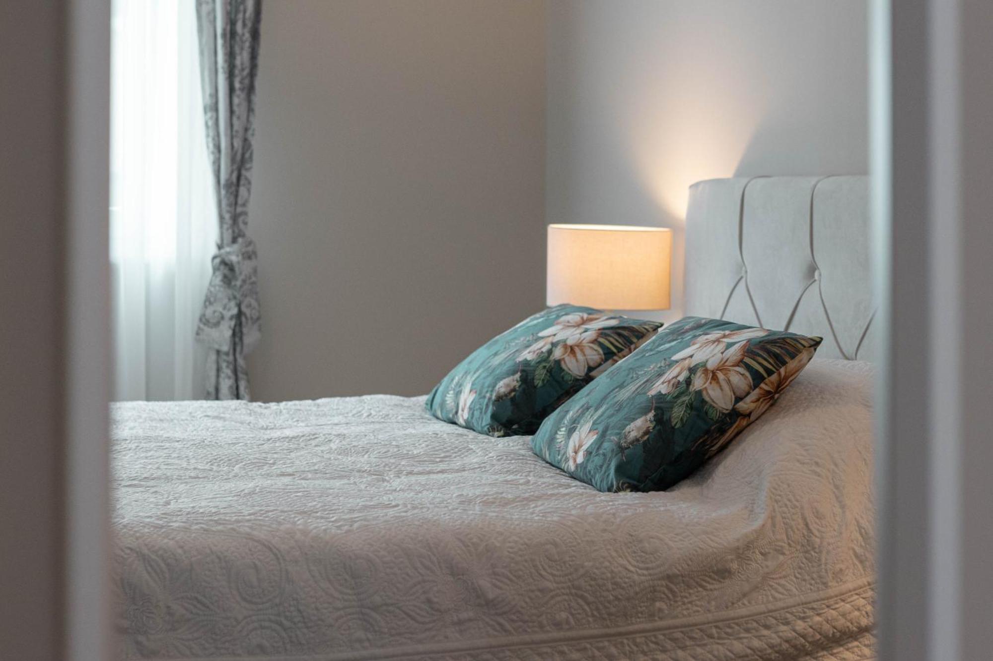 Family&Friends Apartment Trieste Bagian luar foto